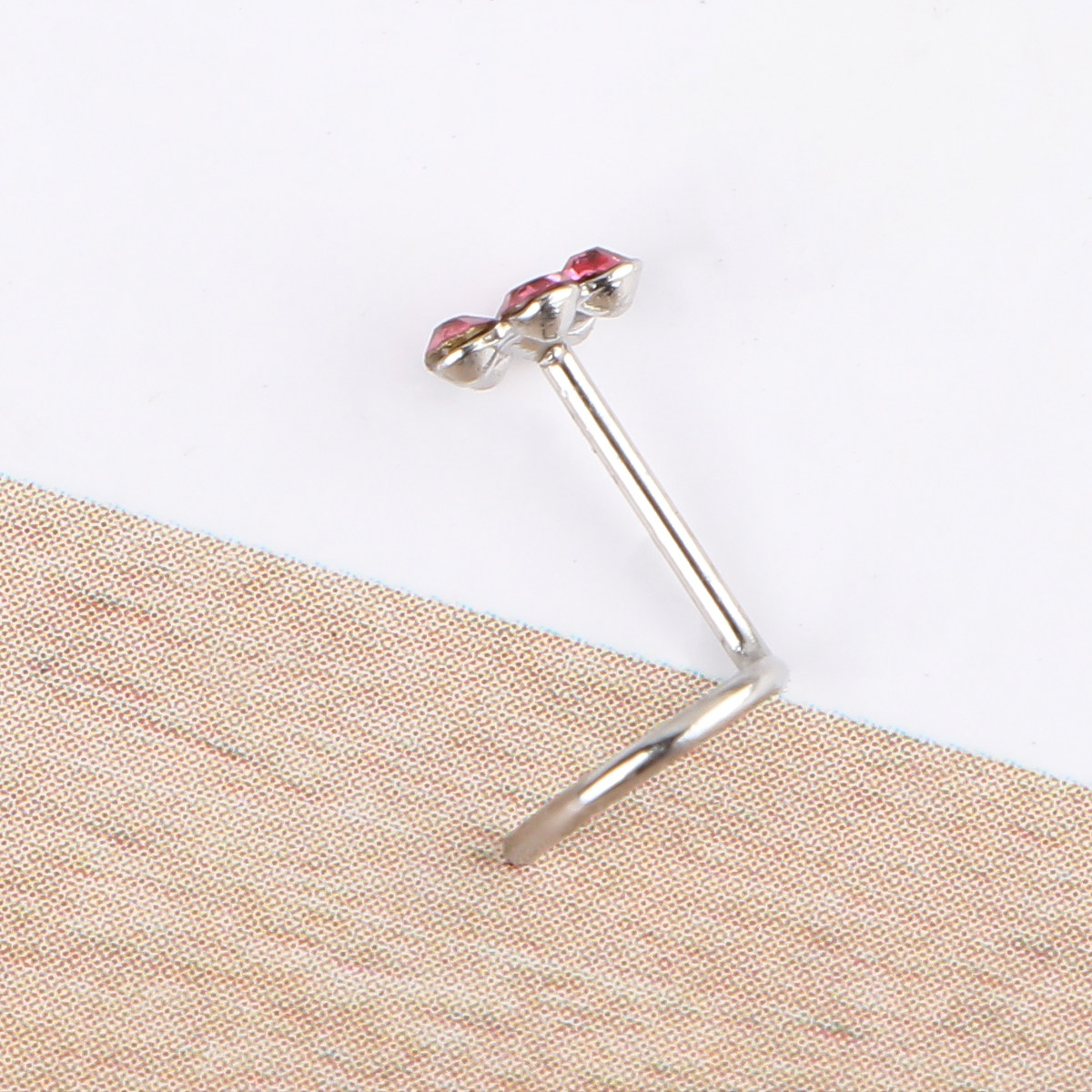 Body Jewelry Ideas - ห่วงจมูกสแตนเลสทรงตัวยู 1 ชิ้นสำหรับผู้หญิง ปลอดสารก่อภูมิแพ้ ขัดเงา แหวนจมูกสำหรับเจาะ
