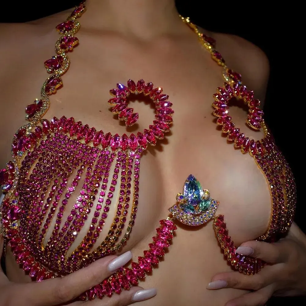 ที่ยึดหน้าอกคริสตัลสีชมพูสำหรั - Body Jewelry Chest บทวิจารณ์และราคา
